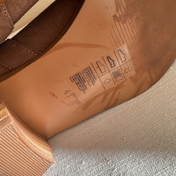 H&M Taupe Suede Stretch Ankle Gold Strap Ankle Booties Women’s EU41 US9.5 India - Picture 11 of 12